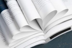 意外な効果！デジタル全盛期にこそ効く紙媒体広告の魅力